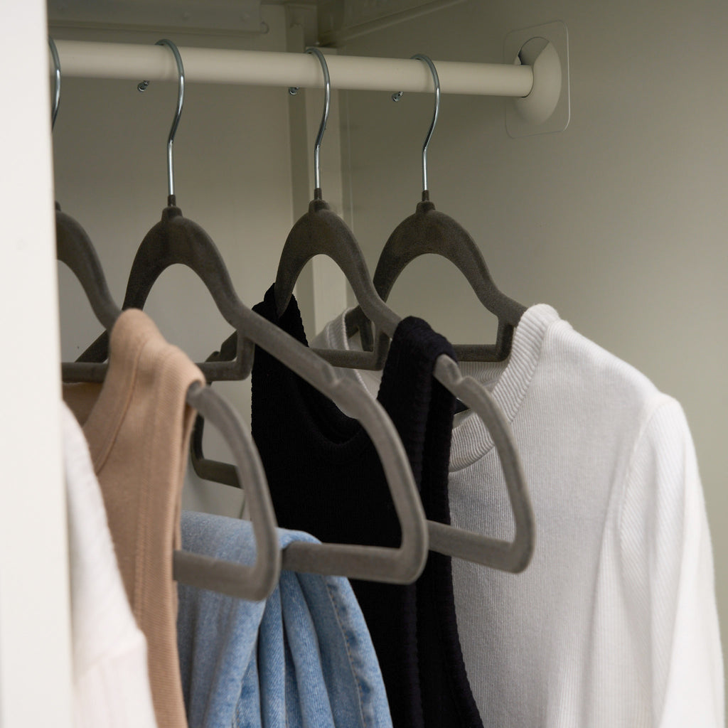 Non-Slip Velvet Clothes Hangers